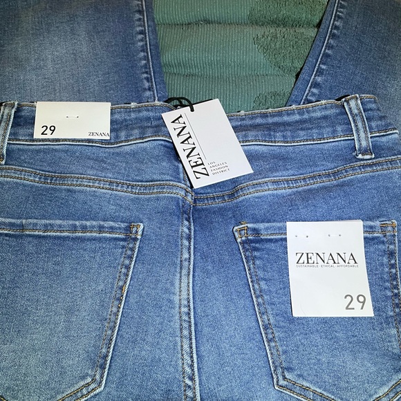 Zenana Flare & Wide Leg Jeans - Picture 4 of 4